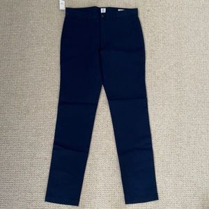 NWT Modern Khakis in Slim Fit with GapFlex 31x34